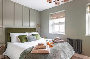 Hideaway Cottage, Luxury, parking, study, EV